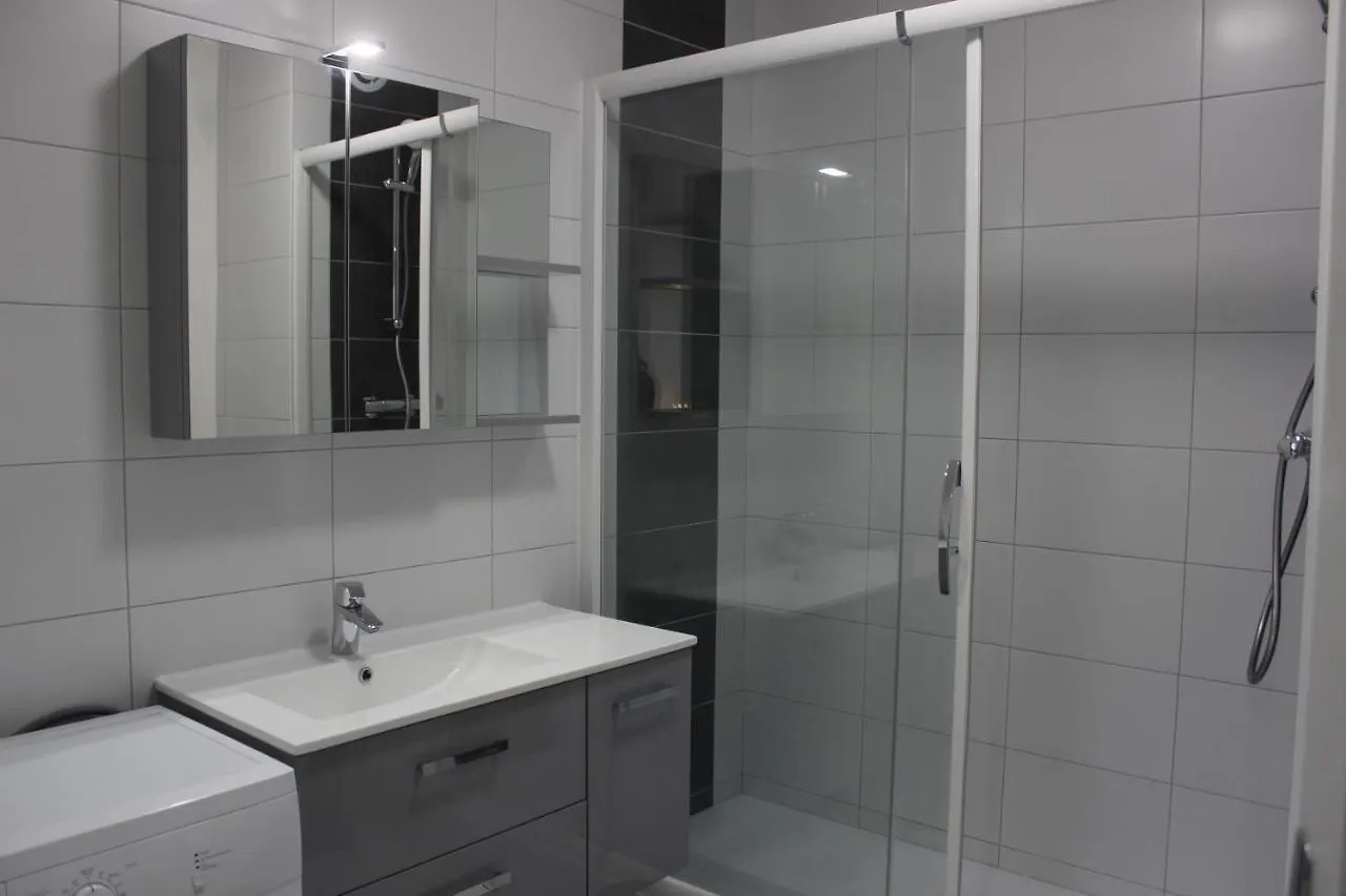 Apartment Residence Alma, Studios Face Aux Thermes Chatel-Guyon