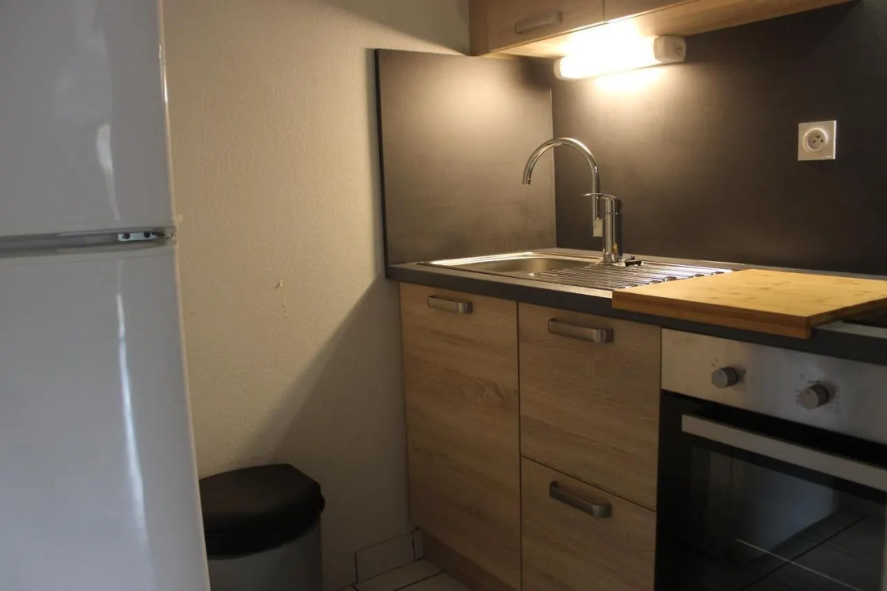 Residence Alma, Studios Face Aux Thermes Chatel-Guyon