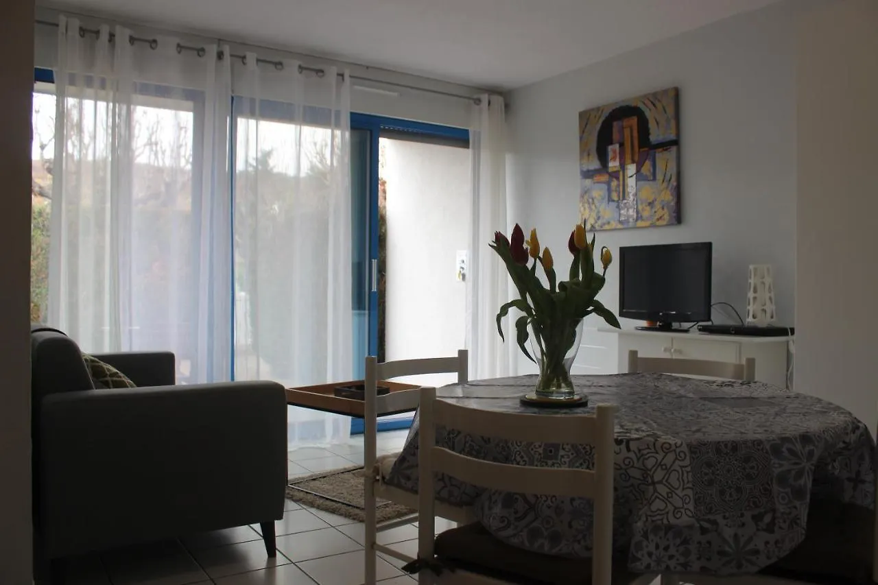 Residence Alma, Studios Face Aux Thermes Chatel-Guyon 0*,