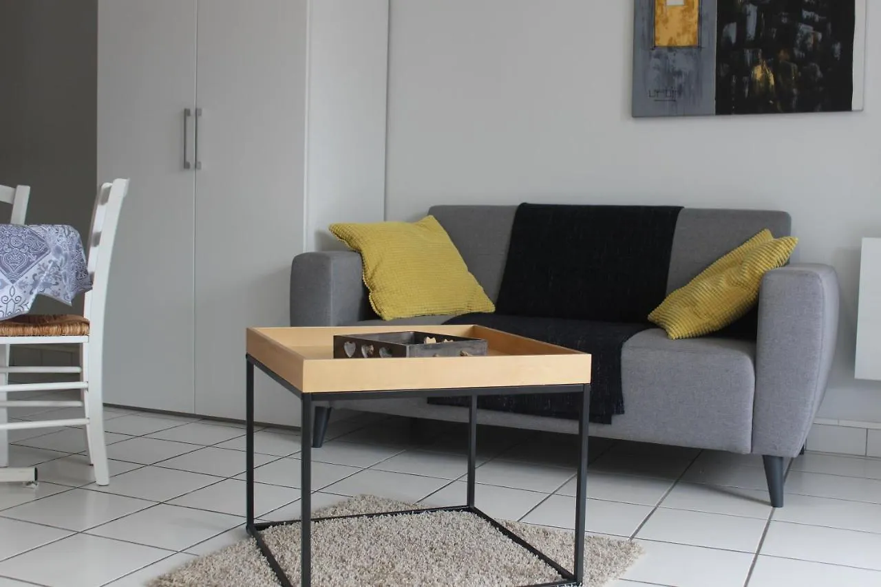 Residence Alma, Studios Face Aux Thermes Chatel-Guyon 0*,  France