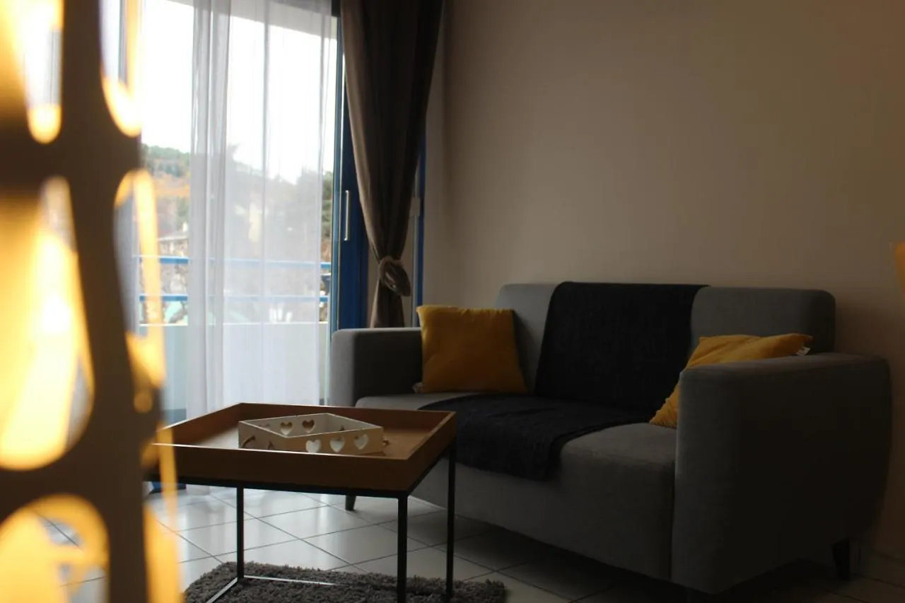 Apartment Residence Alma, Studios Face Aux Thermes Chatel-Guyon France