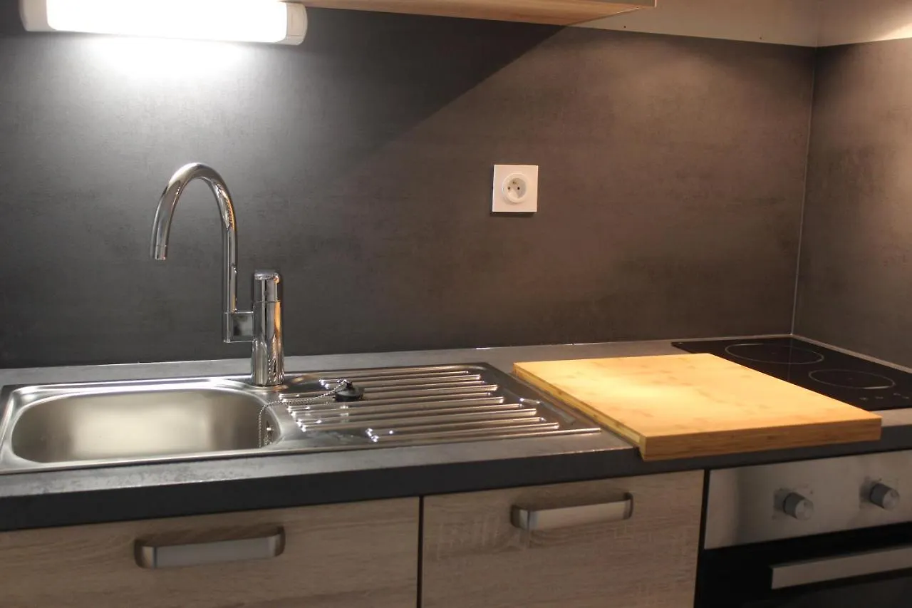 Residence Alma, Studios Face Aux Thermes Chatel-Guyon Apartment