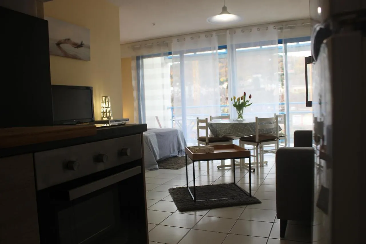 Apartment Residence Alma, Studios Face Aux Thermes Chatel-Guyon